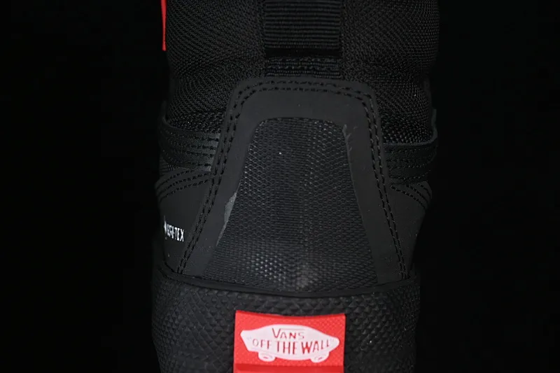 All categories Vans Vans series Vans Hi Vans high-top Vans Sk8-Hi Gore Te Outdoor adventure series round-toe lace-up high-top outdoor functional casual shoes VN0A5I1110J